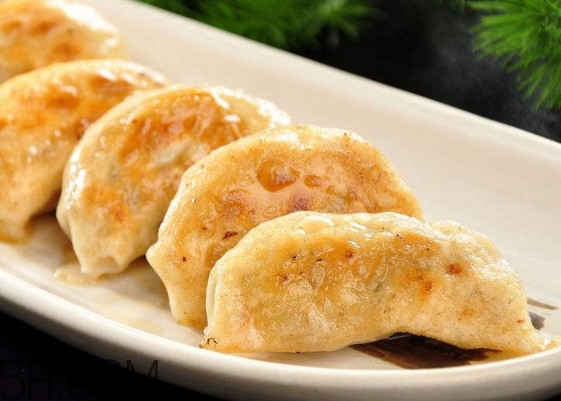 怎么用速凍餃子做煎餃？沒有平底鍋怎么做煎餃