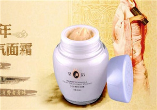 片仔癀珍珠霜和珍珠膏有什么區(qū)別？片仔癀珍珠膏測評