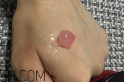 悅詩風吟石榴睡眠面膜好用嗎？悅詩風吟石榴凝珠睡眠面膜評測