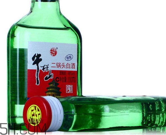 牛欄山二鍋頭是勾兌的嗎？百年牛欄山52度價格