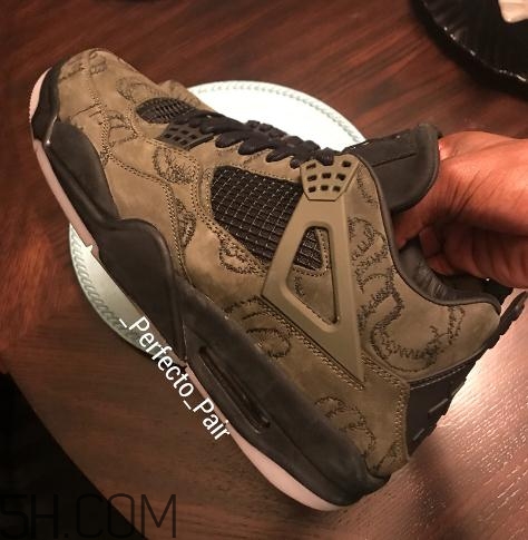 kaws與air jordan 4聯(lián)名橄欖綠版本實物什么樣？