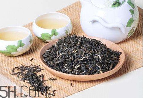 為什么很多茉莉花茶里面沒(méi)有花？上等的茉莉花茶需要幾窨