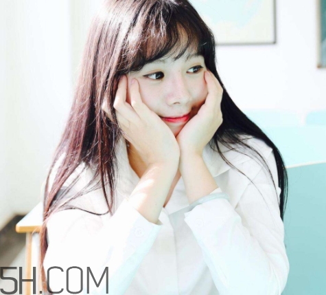 btw什么意思？女生說btw是什么意思？