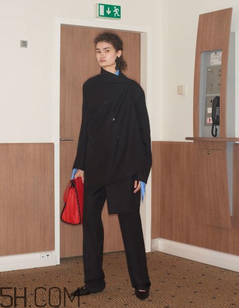 balenciaga巴黎世家2018度假系列怎么樣_好看嗎？