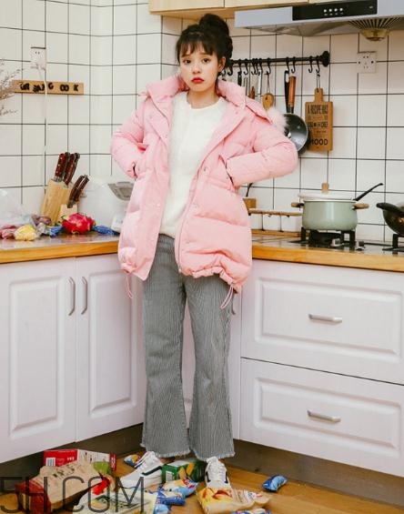 粉色羽絨服怎么搭配？粉色羽絨服搭配圖片