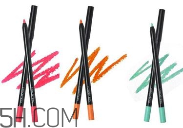女生怎樣學(xué)會(huì)快速化妝？新手化妝需要的基本用品