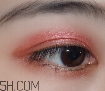 稚優(yōu)泉眼影怎么畫？稚優(yōu)泉眼影畫法視頻