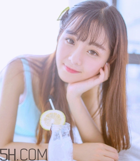 女生說(shuō)自己胖怎么回答？女生說(shuō)自己胖怎么回復(fù)？