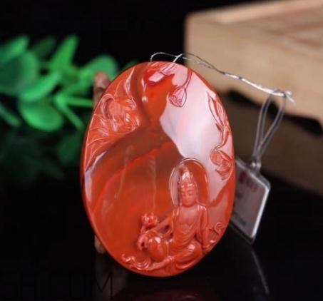 南紅瑪瑙可以泡水嗎？南紅瑪瑙能沾水嗎？