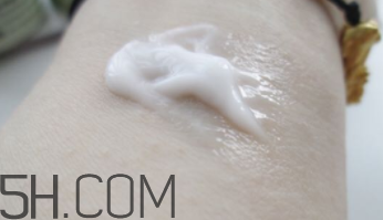 悅木之源維C精華霜怎么樣？悅木之源維C精華霜好用嗎？