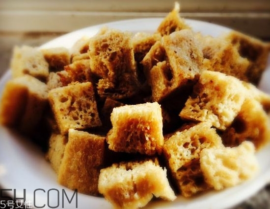 烤麩是什么？面筋和烤麩哪個(gè)營養(yǎng)高