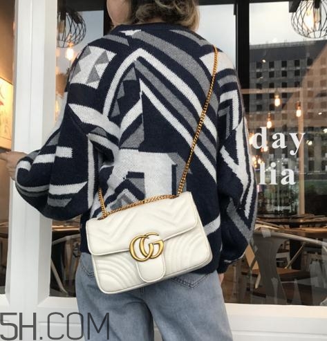 白色包包變黃了怎么辦？白色包包黑了怎么清洗？