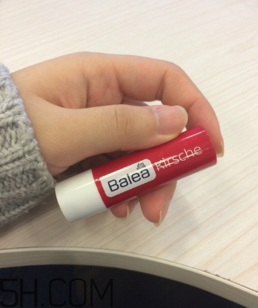 balea櫻桃潤唇膏好用嗎？balea櫻桃潤唇膏多少錢？