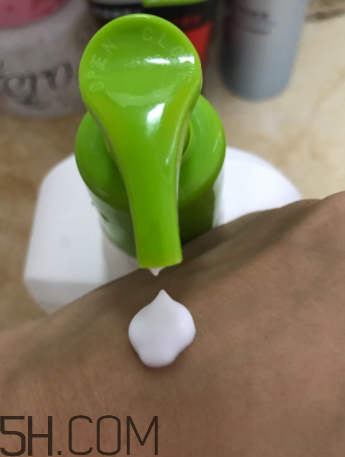 絲塔芙保濕潤膚乳嬰兒能用嗎？絲塔芙潤膚乳怎么樣？
