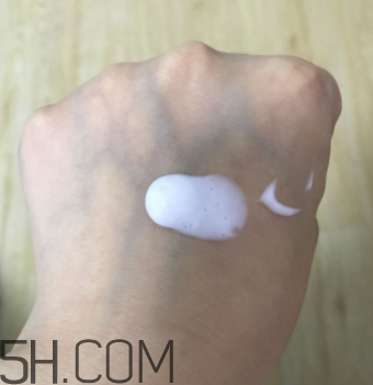 絲塔芙保濕潤膚乳嬰兒能用嗎？絲塔芙潤膚乳怎么樣？