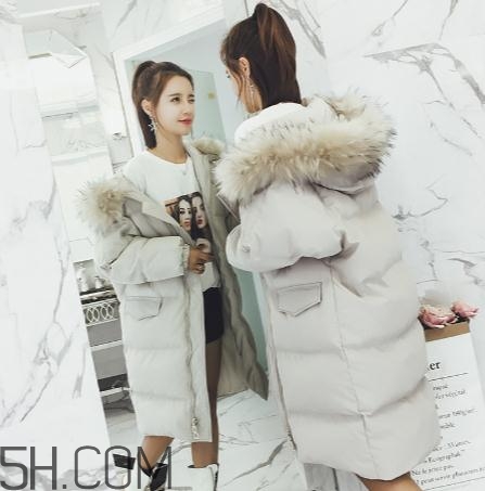 羽絨服可以暴曬嗎？羽絨服曬掉色了怎么辦？