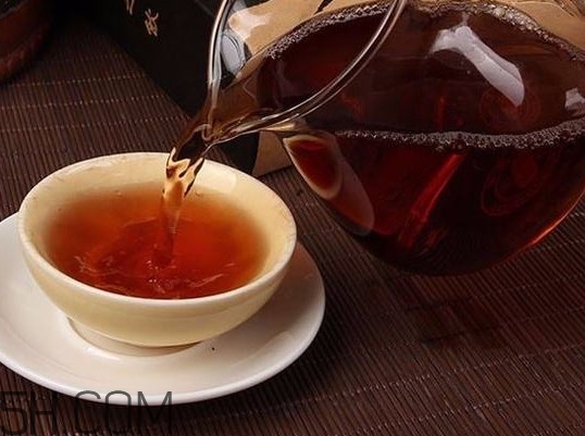 服用哪些藥物前后不能喝酒？為什么不能用茶葉水服藥
