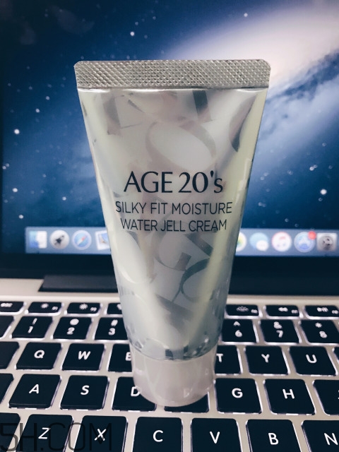 愛敬藍(lán)色氣墊怎么樣？愛敬和vant氣墊對(duì)比