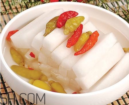 泡蘿卜用自來水還是冷開水？泡蘿卜的功效與作用