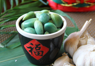 臘八蒜夏天能做嗎？臘八蒜和糖醋蒜的區(qū)別