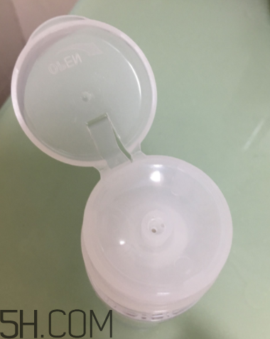 露得清卸妝水怎么用？露得清卸妝水多少錢？