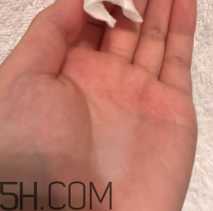 露得清卸妝水怎么用？露得清卸妝水多少錢？