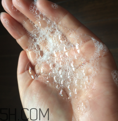 小蜜蜂寶寶洗發(fā)露怎么樣？小蜜蜂寶寶洗發(fā)露好用嗎？