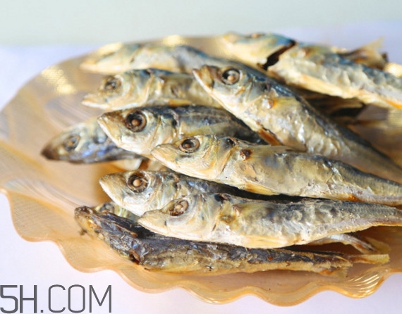 咸魚是不是海鮮？咸魚是不是咸水魚？