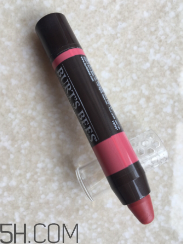 小蜜蜂唇膏筆怎么樣？小蜜蜂唇膏筆好用嗎？