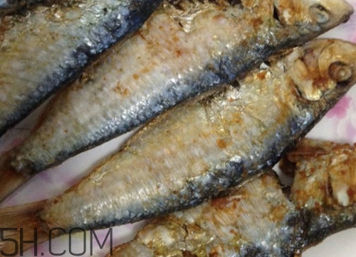 咸魚是不是海鮮？咸魚是不是咸水魚？