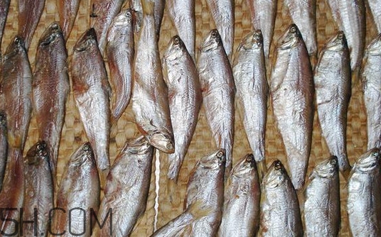 咸魚什么人不能吃？怎樣去除咸魚的咸