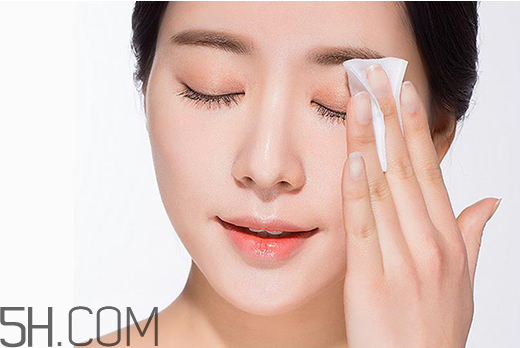卸妝油如何卸眼妝？不化妝怎么用卸妝油？