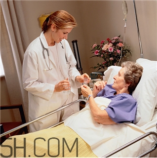 白內(nèi)障能治好嗎？白內(nèi)障能做二次手術(shù)嗎？