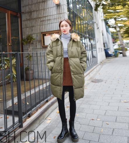 綠色羽絨服怎么搭配？綠色羽絨服搭配圖片