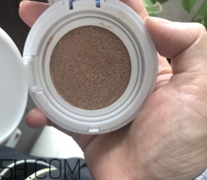 稚優(yōu)泉氣墊有熒光劑嗎？稚優(yōu)泉氣墊孕婦能用嗎