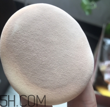稚優(yōu)泉氣墊有熒光劑嗎？稚優(yōu)泉氣墊孕婦能用嗎
