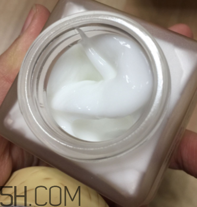 御泥坊礦物養(yǎng)膚霜怎么樣？御泥坊礦物養(yǎng)膚霜好用嗎？