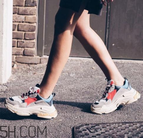 balenciaga triple s dsm獨(dú)占配色什么時(shí)候發(fā)售？