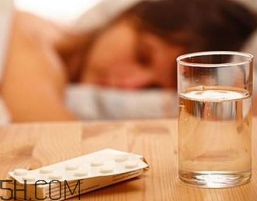 安眠藥吃多少會(huì)昏睡？安眠藥吃一片能叫醒嗎