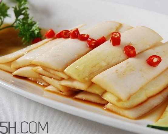 蘿卜皮和蘿卜肉哪個(gè)比較有營(yíng)養(yǎng)？醬泡蘿卜皮要加白糖嗎
