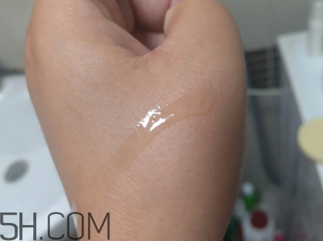 一葉子鮮補(bǔ)水柔膚水怎么樣？一葉子鮮補(bǔ)水柔膚水好用嗎？
