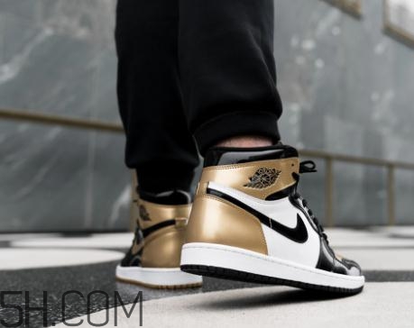 air jordan 1 top3黑金鴛鴦配色上腳效果好看嗎？