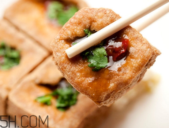 臭豆腐是誰發(fā)明的？臭豆腐是哪里的特產(chǎn)