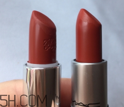 kat von d chula和mac chili一樣嗎？試色對比