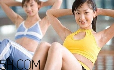 腰椎不舒服怎么辦？怎么預(yù)防腰椎間盤突出？