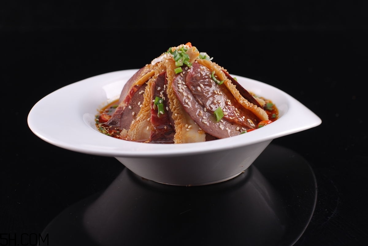 夫妻肺片用英文怎么說？為什么叫夫妻肺片？