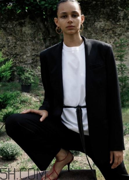 celine2018早春服裝系列好看嗎_款式有哪些？