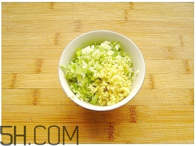 蓮藕可以和豆腐一起吃嗎？蓮藕和豆腐一起吃有什么好處？