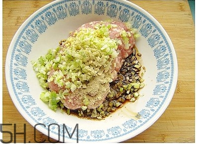 蓮藕可以和豆腐一起吃嗎？蓮藕和豆腐一起吃有什么好處？