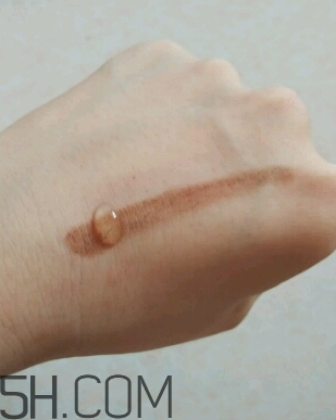 歐蒙睫毛膏和火烈鳥(niǎo)哪個(gè)好?歐蒙睫毛膏好用嗎？